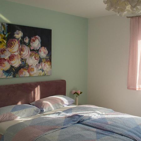 Geraeumige Ferienwohnung In Kindelbrueck Fuer Bis Zu 4 Personen - Barriefrei Luaran gambar
